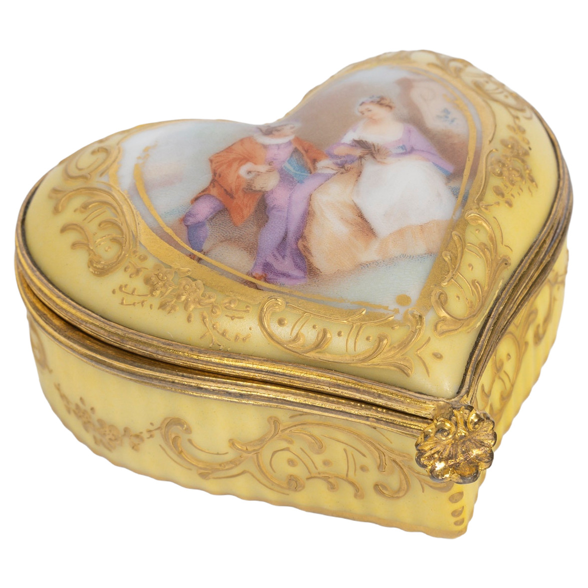 Miniature coffret en forme de coeur en porcelaine Meissen, fin du XIXe siècle — 11