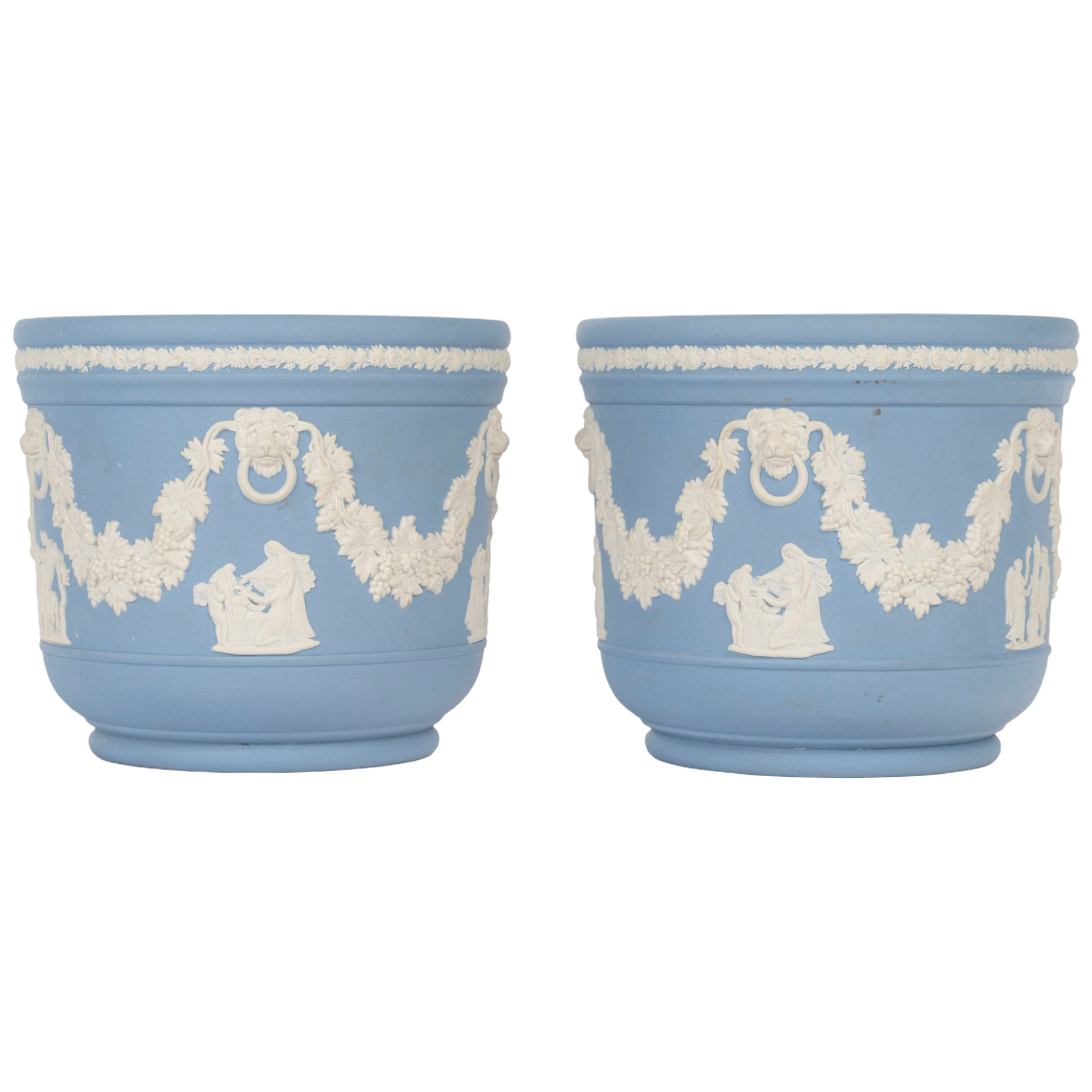 Une paire de cache-pots en porcelaine de Wedgwood début du XXe siècle — 14