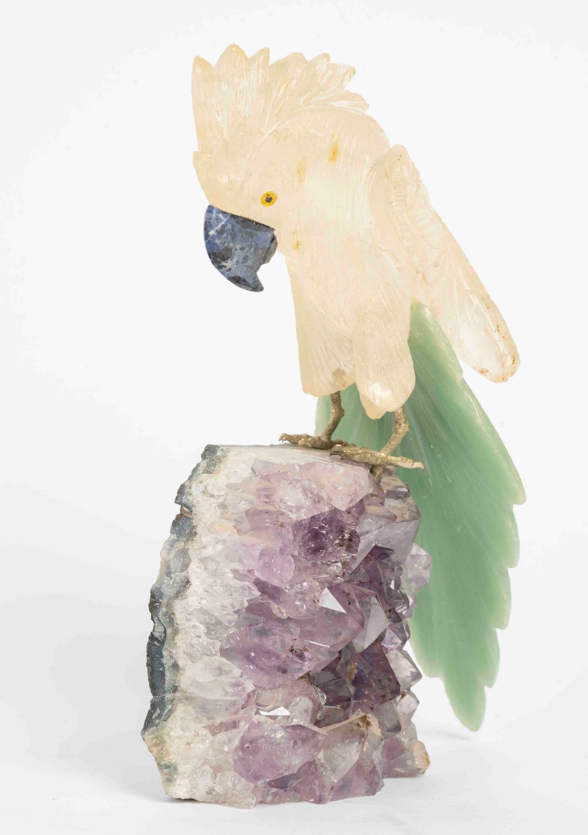 Une sculpture de perroquet en améthyste, XXe siècle — 8