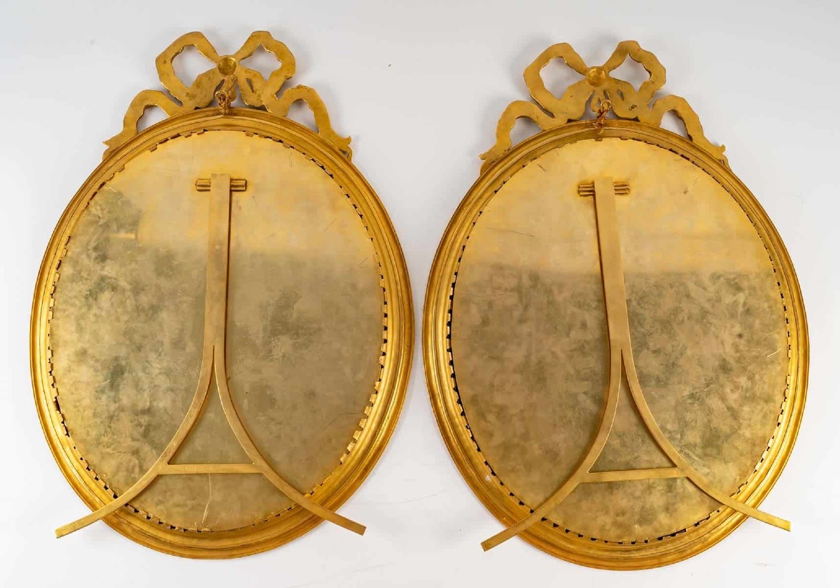 Une paire de cadres en émail et bronze doré, XIXe siècle — 9