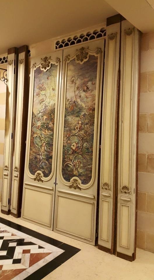 Une Porte à deux vantaux en bois sculpté et peinture fin XIXè siècle — 3