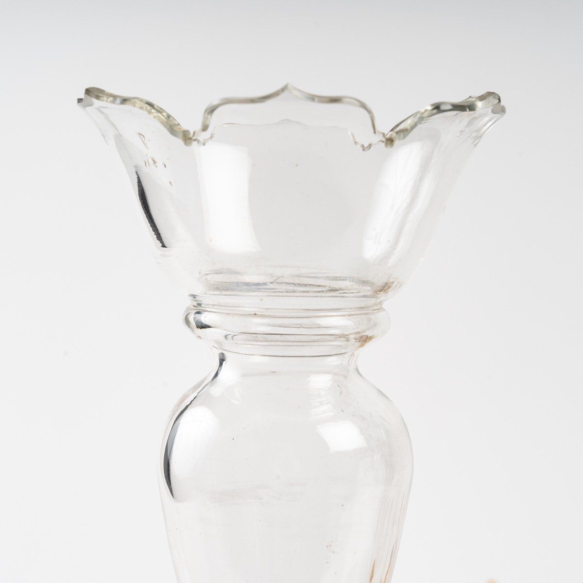 Paire de coupes en cristal avec Base en bronze doré et émail cloisonné fin du XIXe siècle — 11