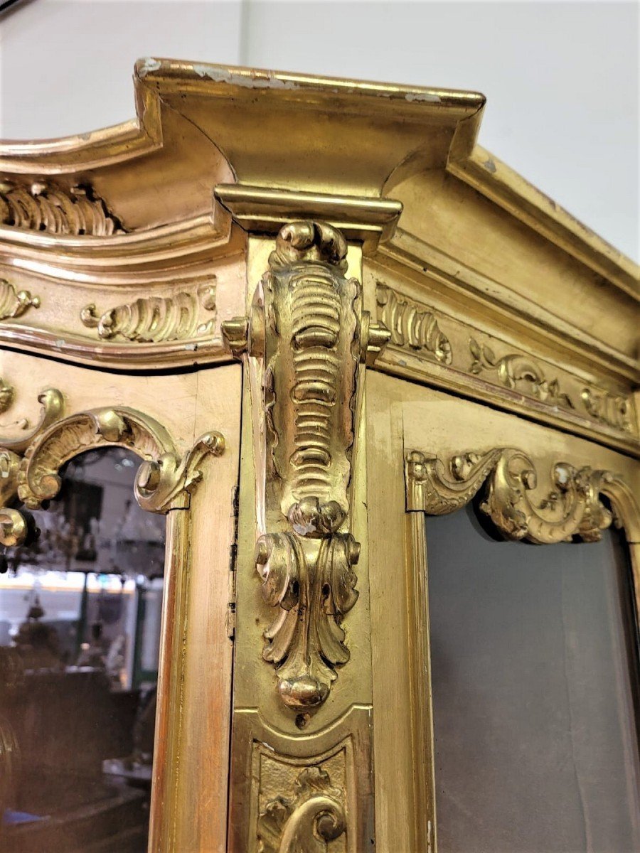Vitrine en bois doré et Vernis Martin fin du XIXe siècle — 9