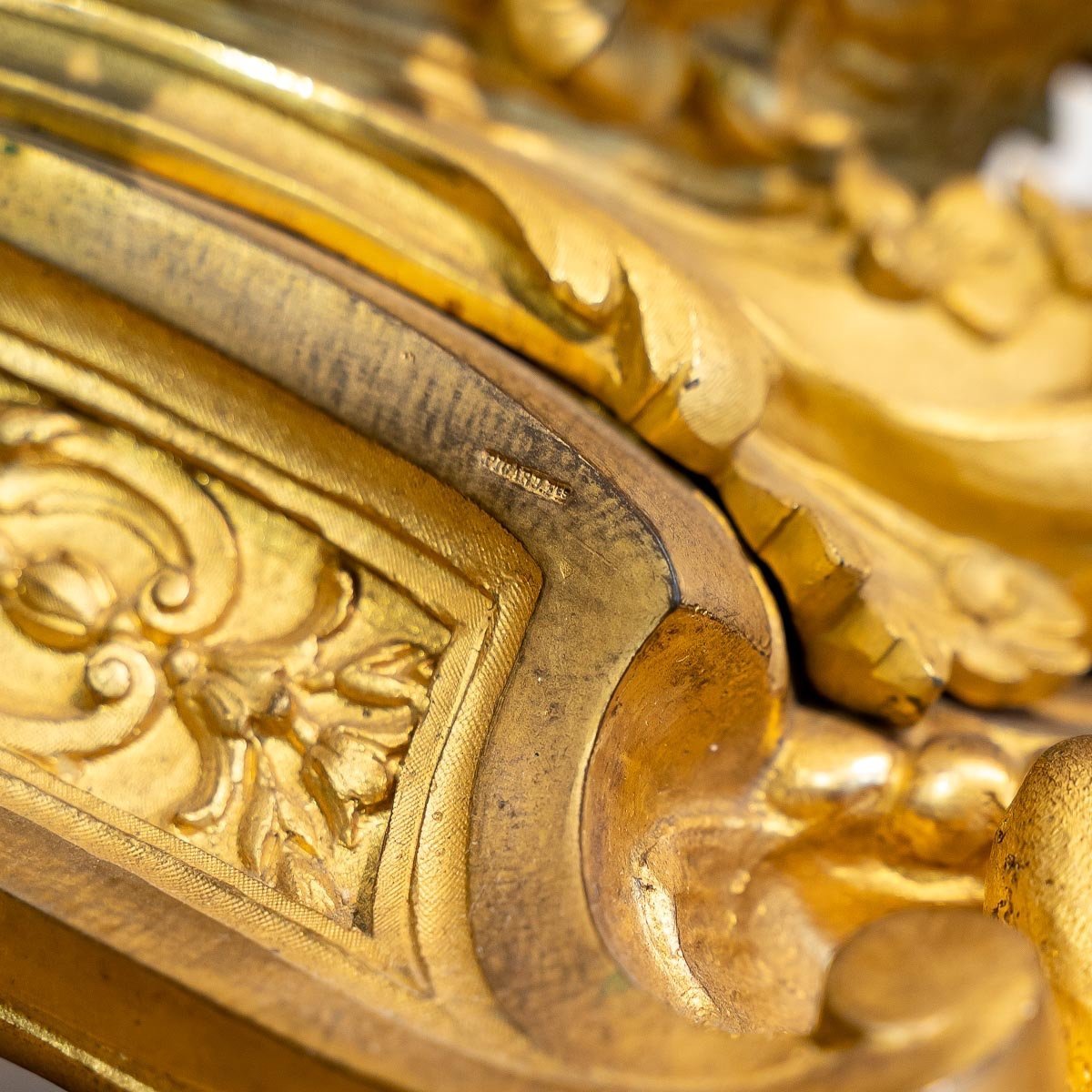Henri Picard – Importante garniture de cheminée en bronze doré, époque Napoléon III — 7
