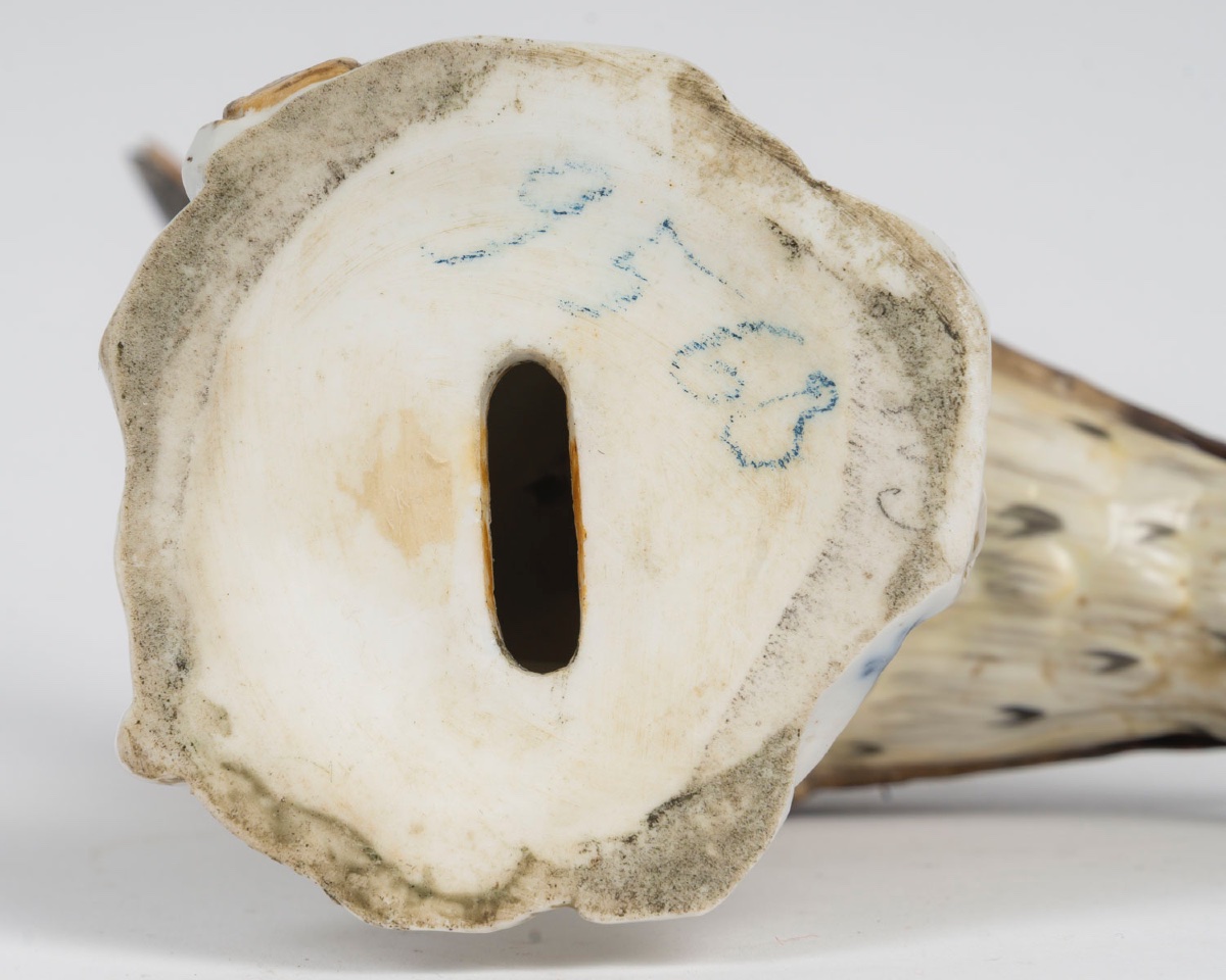 Une figurine d'un oiseau en porcelaine, début du XXe siècle — 13
