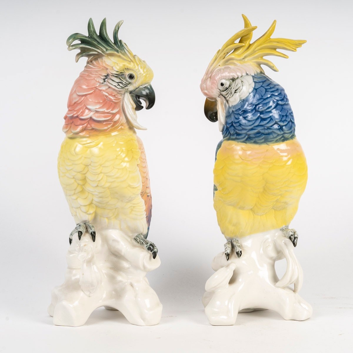 Une paire de sculptures en porcelaine, Saxe - Karl Ens Volkstedt — 2