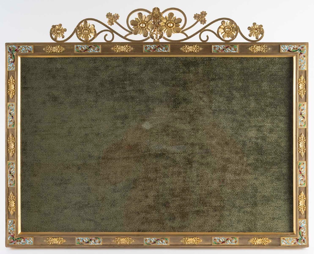 Un cadre photo en bronze et émail fin du XIXe siècle — 2