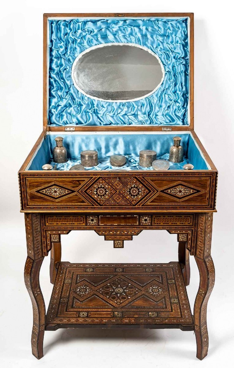 Meuble coffret à nécessaire de Toilette style Syrien fin du XIXe siècle — 5