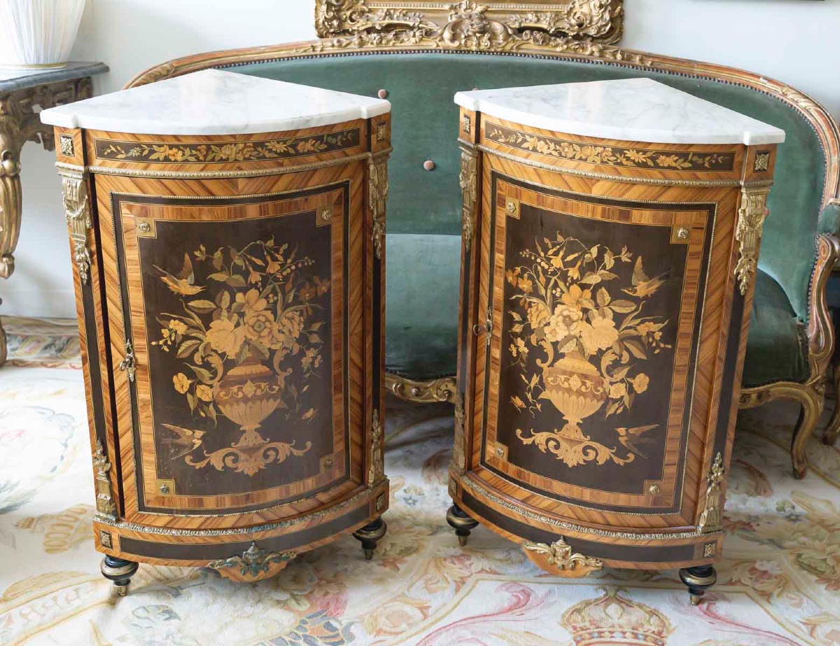 Une paire encoignures de style Napoléon III, fin du XIXe siècle — 3