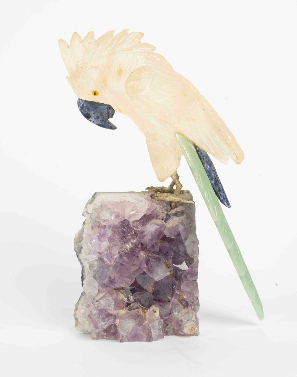 Une sculpture de perroquet en améthyste, XXe siècle — 5