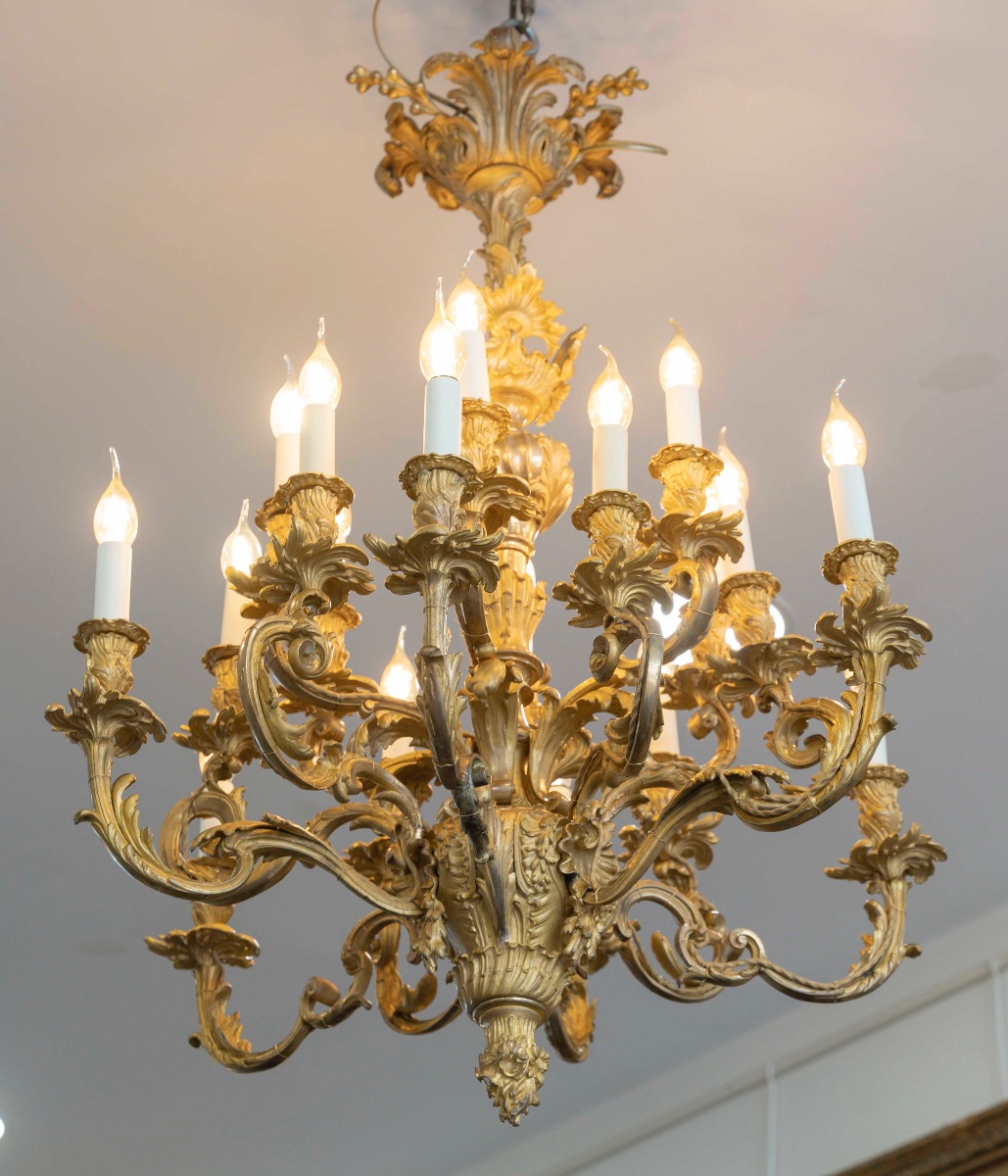 Paire de lustres en bronze doré de style Louis XV époque fin du XIXe siècle — 9