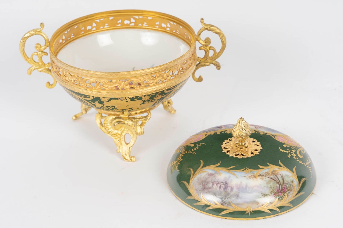 Bonbonnière – brûle-parfum en porcelaine, Sèvres XIXe siècle — 11