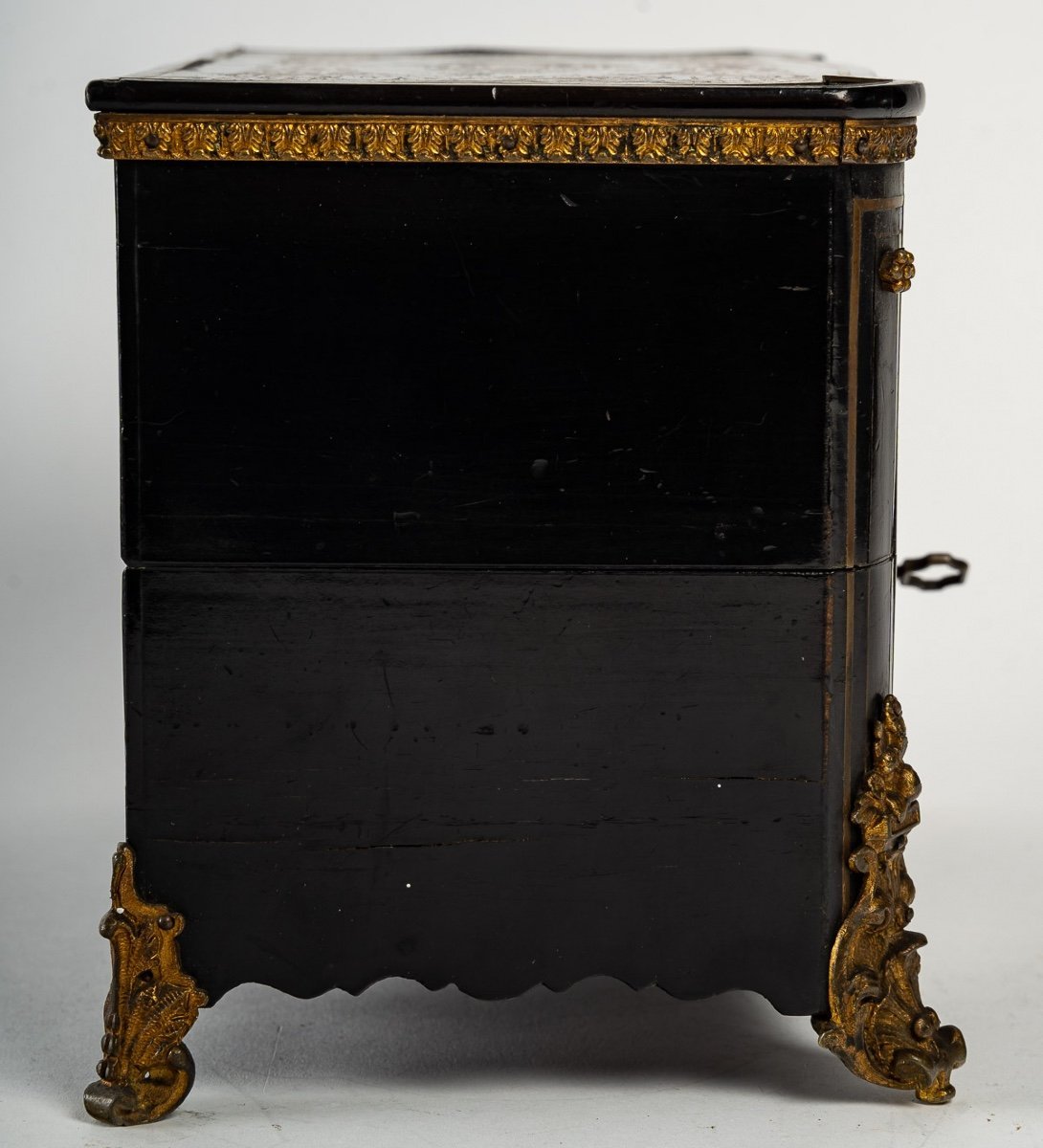 Coffret de Flacons de Parfums en ébène et marqueterie Boulle — 6