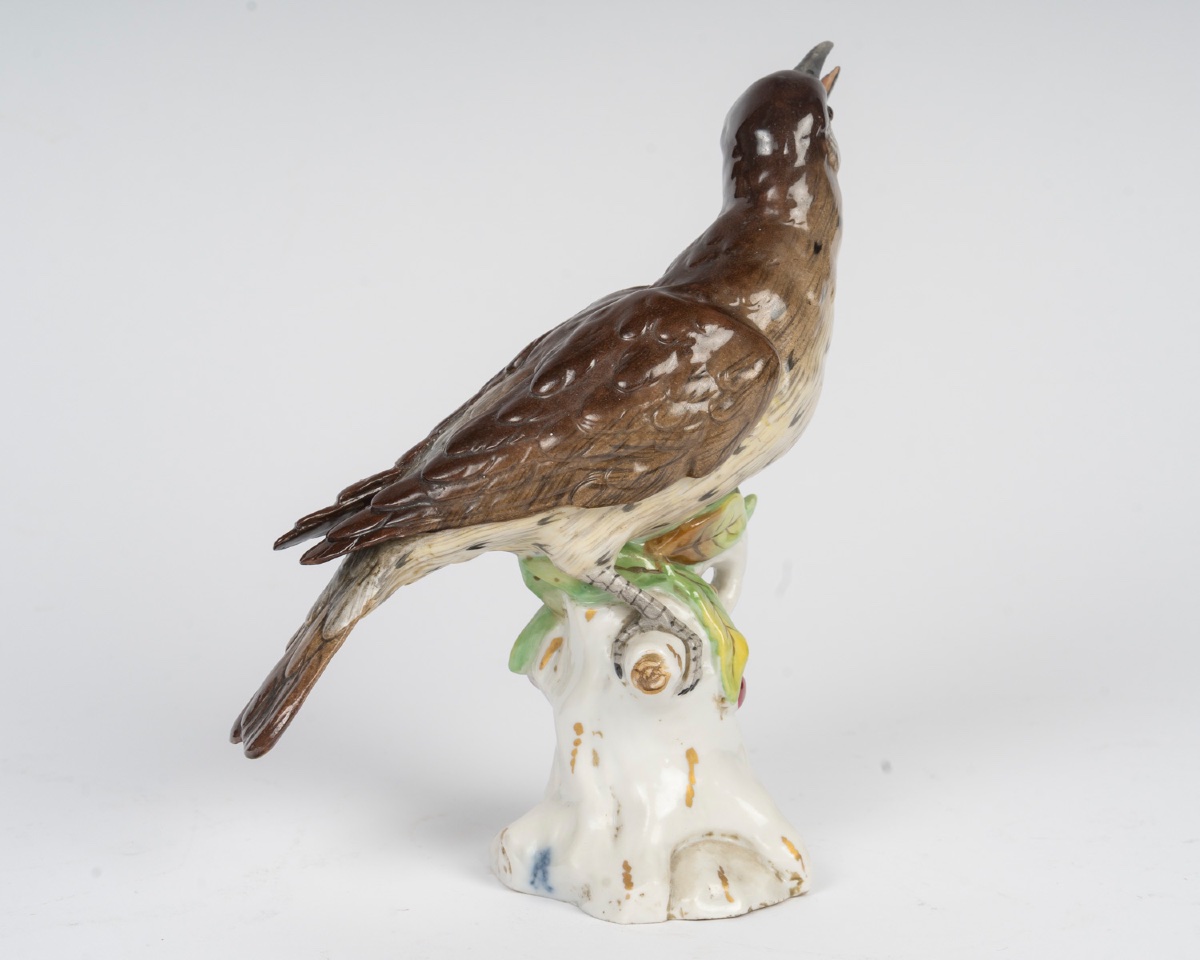 Une figurine d'un oiseau en porcelaine, début du XXe siècle — 10