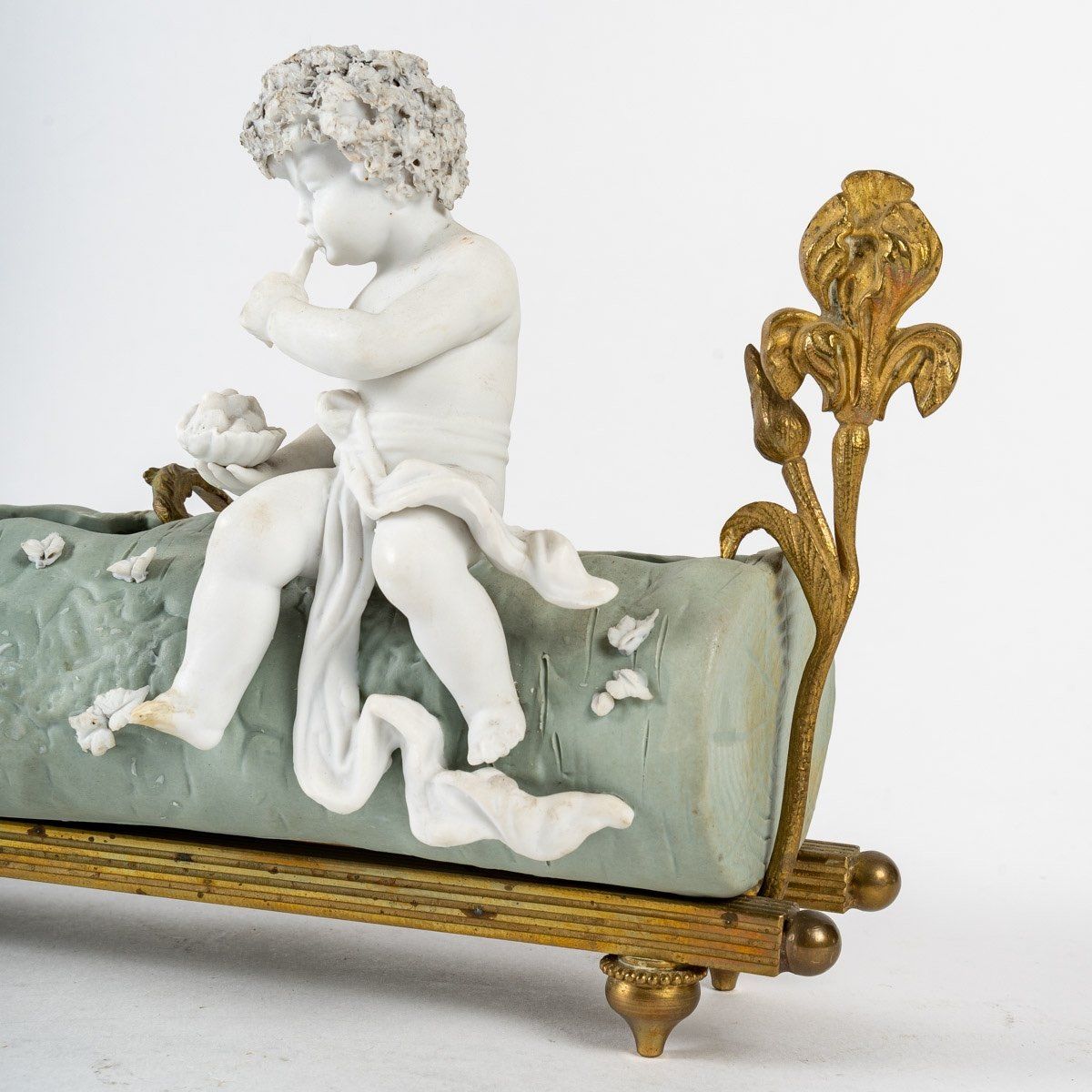 Petite Jardinière miniature en Wedgwood et biscuit fin du XIXe siècle — 9