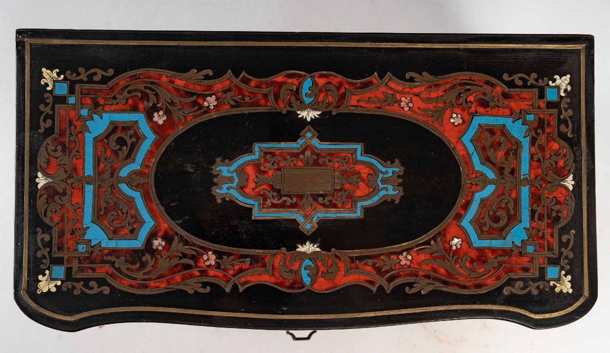 Coffret de Flacons de Parfums en ébène et marqueterie Boulle — 13