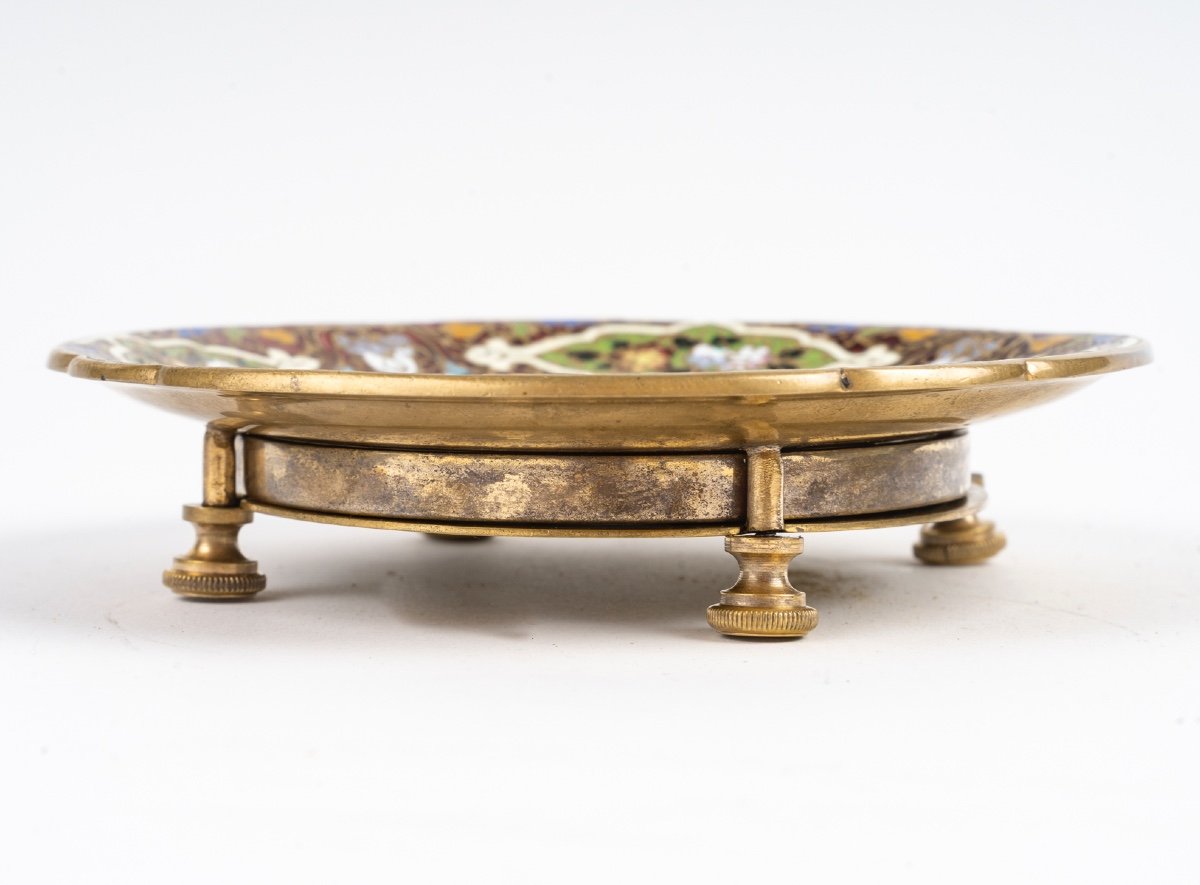 Un coupe en bronze doré et émail cloisonné, fin du XIXe siècle — 8
