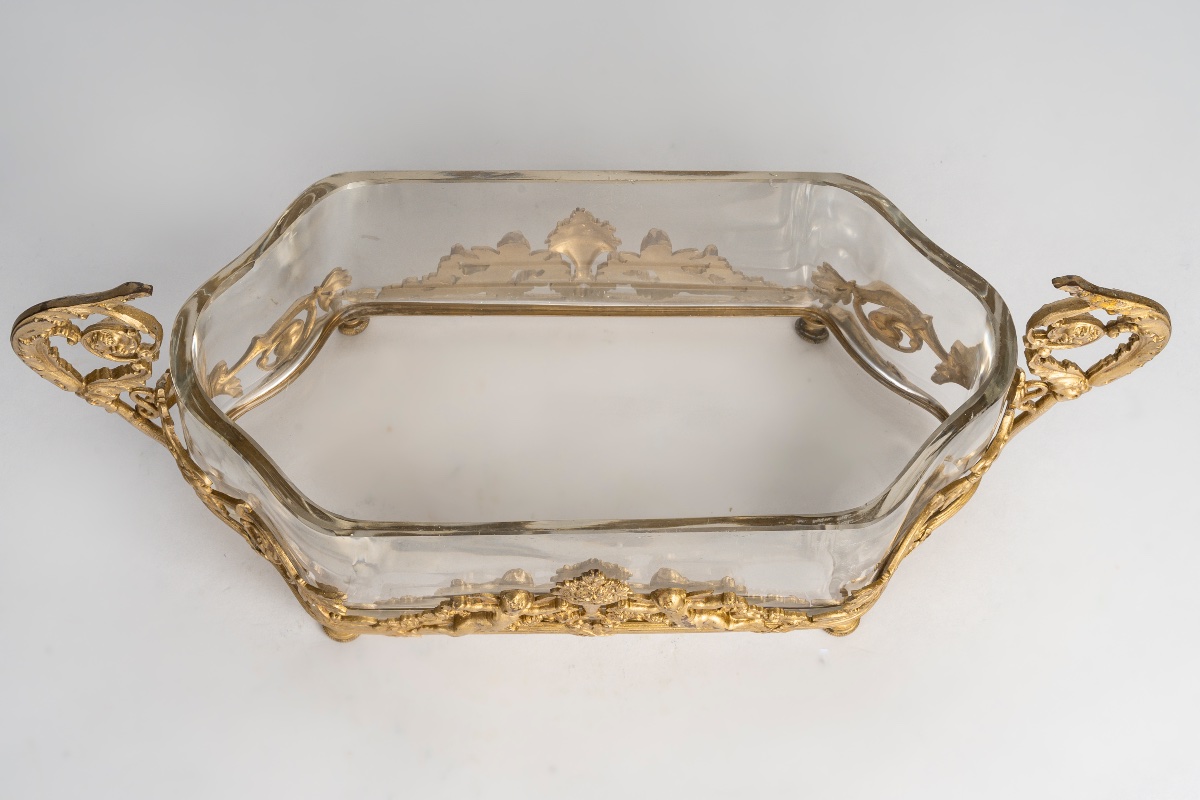 Une coupe-jardinière en cristal et bronze doré, fin du XIXe siècle — 11