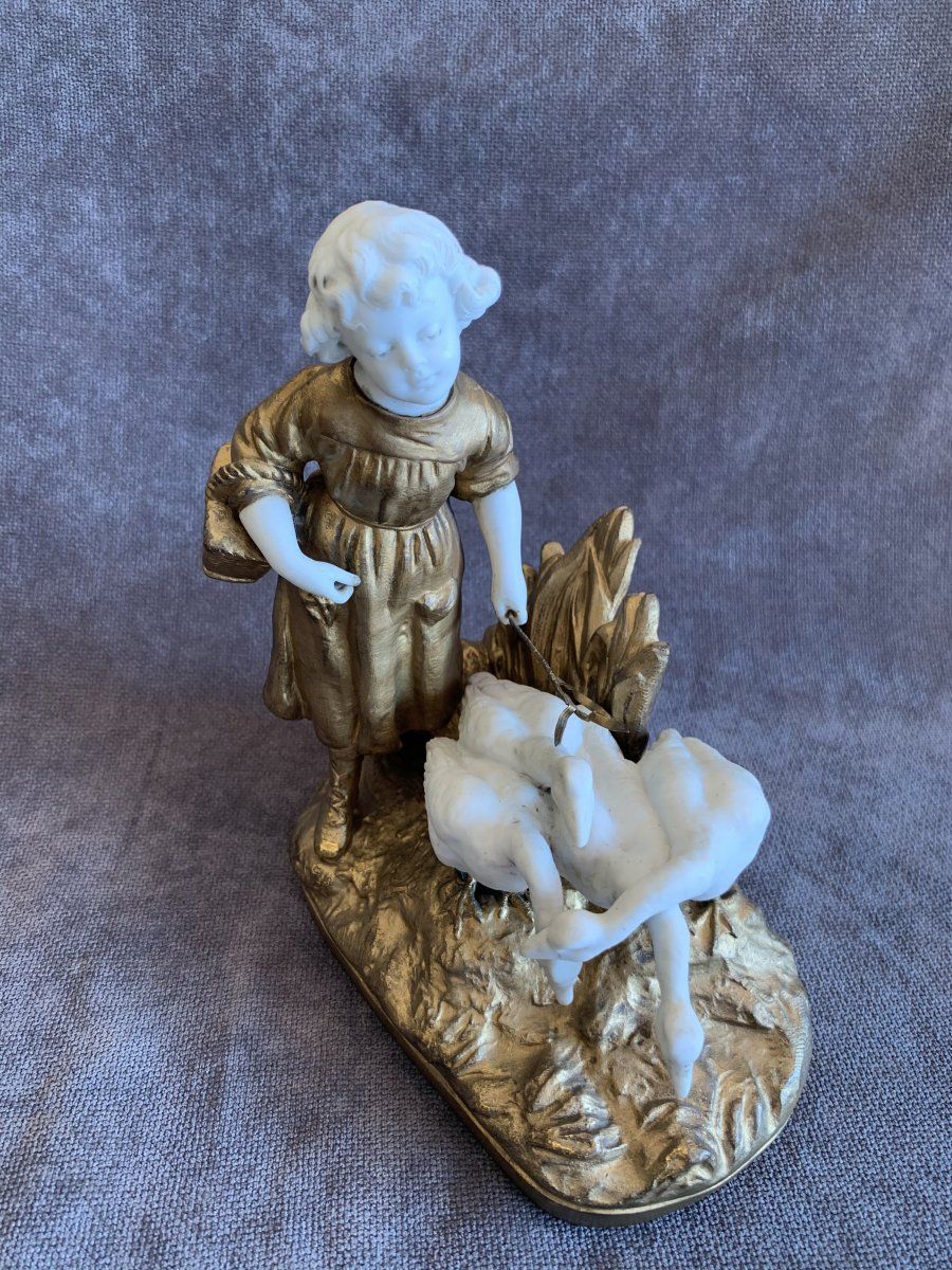 Figurine petite fille aux Oies — 11