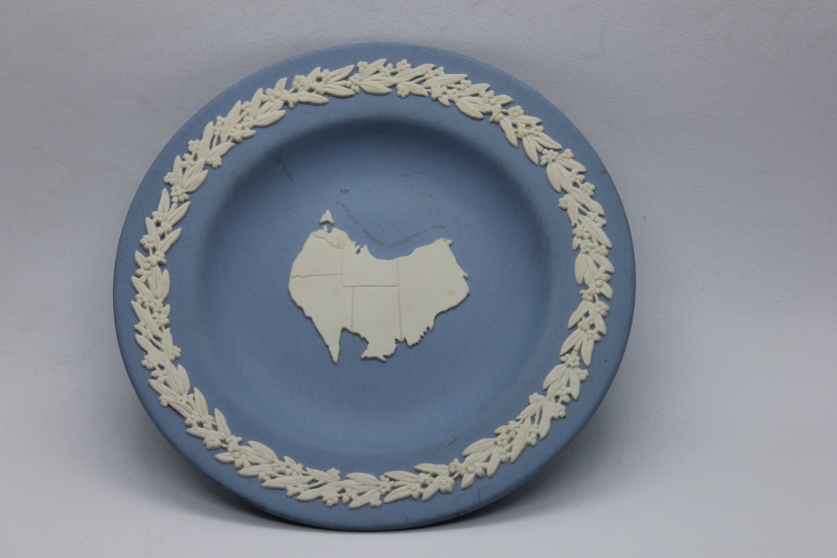 Coupe Commémorative Wedgwood Jasperware – Carte de l'Australie – Made in England — 7