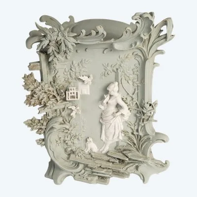 Une coupe cache pot, en porcelaine de Wedgwood, fin du XIXe siècle