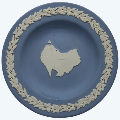Coupe Commémorative Wedgwood Jasperware – Carte de l'Australie – Made in England