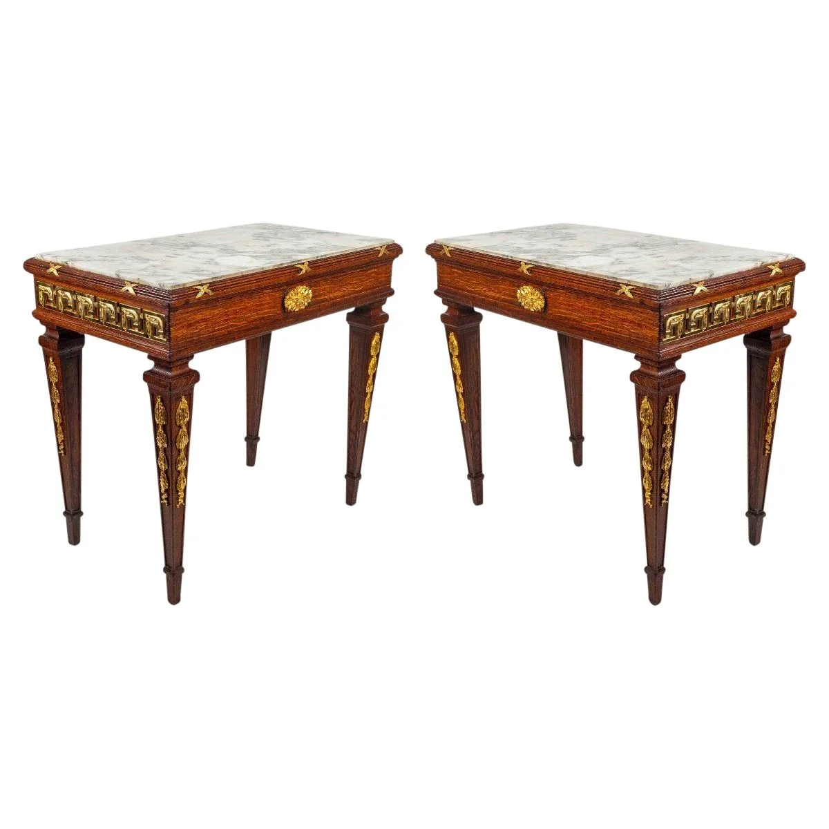 Une paire de tables fin du XIXe siècle