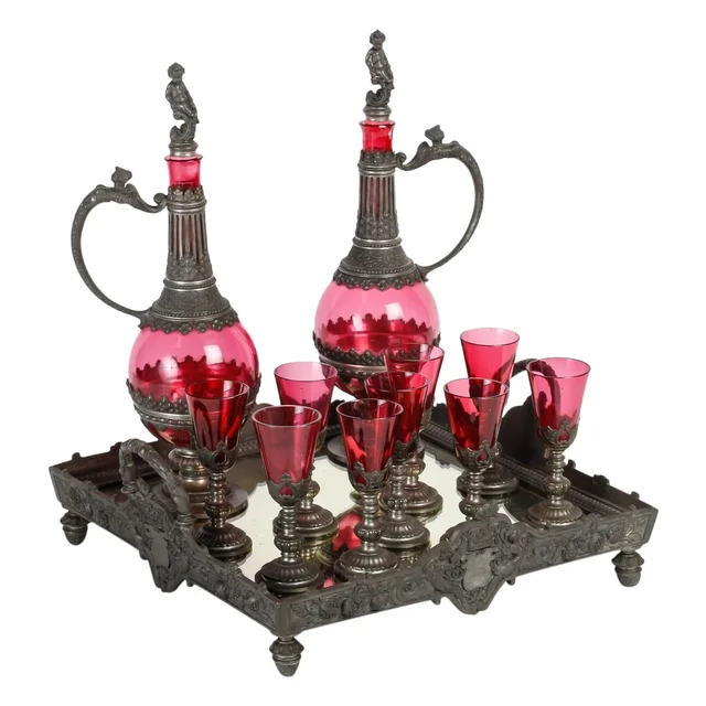 Un Service à Liqueur de style renaissance fin du XIXe siècle