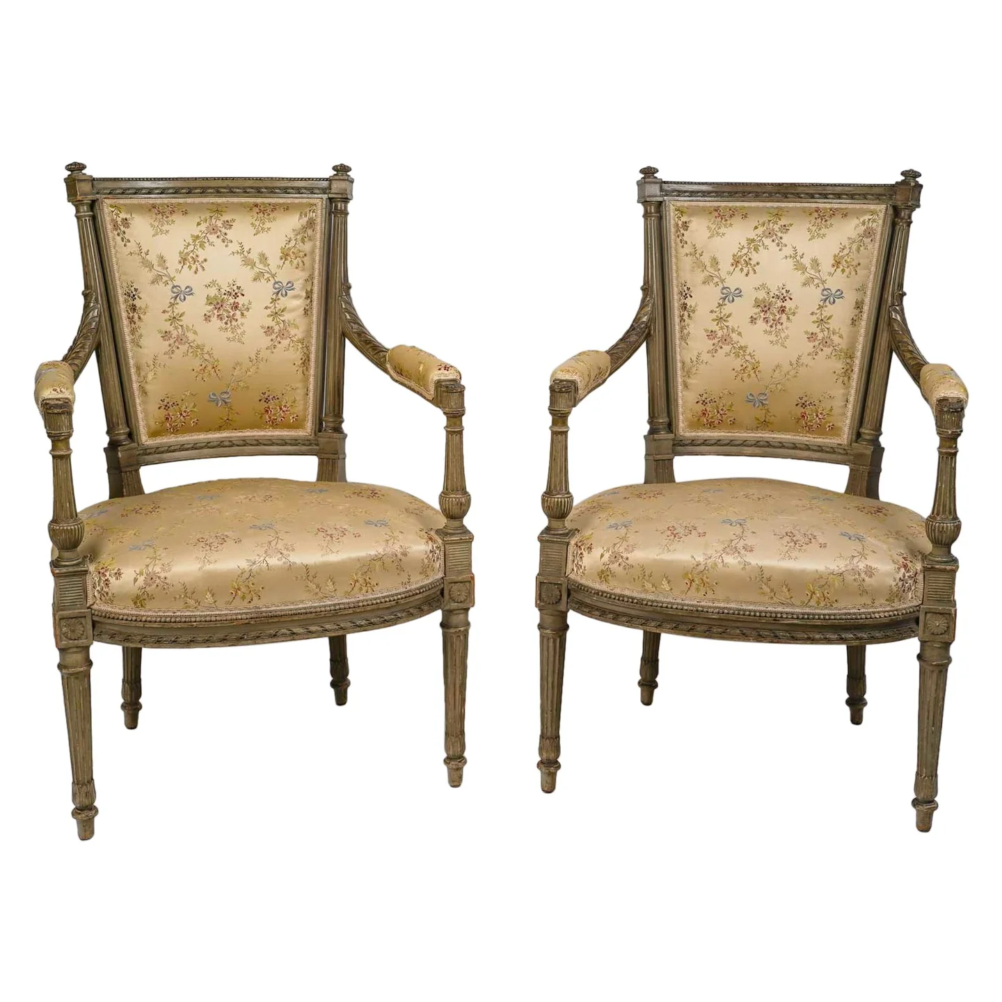 Une paire de fauteuils de style Directoire XIXe siècle